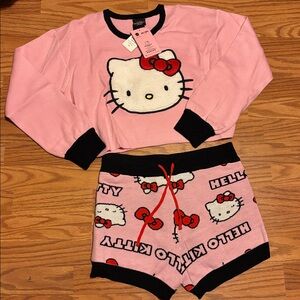 Sanrio Hello Kitty Bow Knit Lounge set Small top and shorts
Pink black NWT